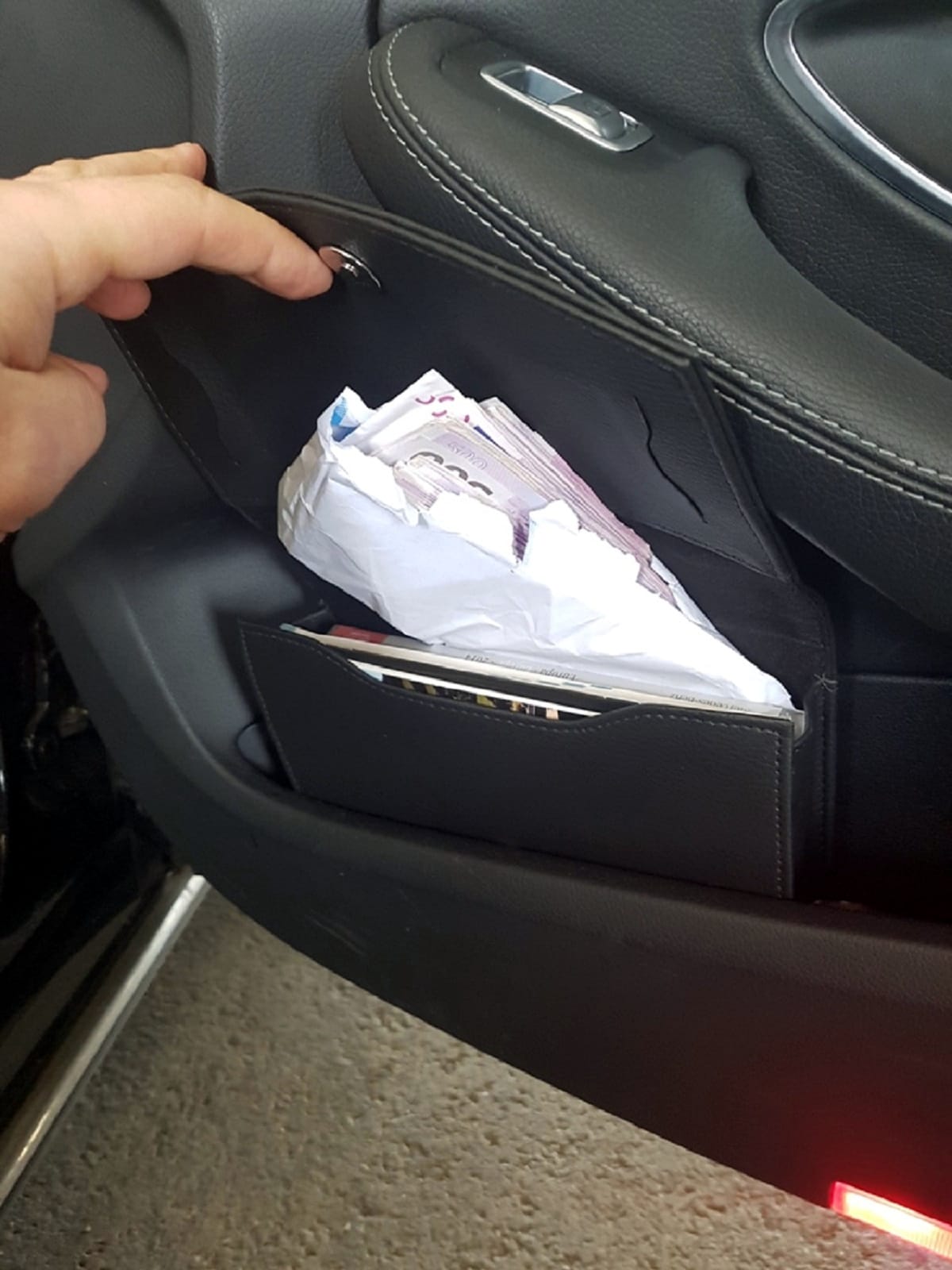 sakrivene devize Gradina foto pare