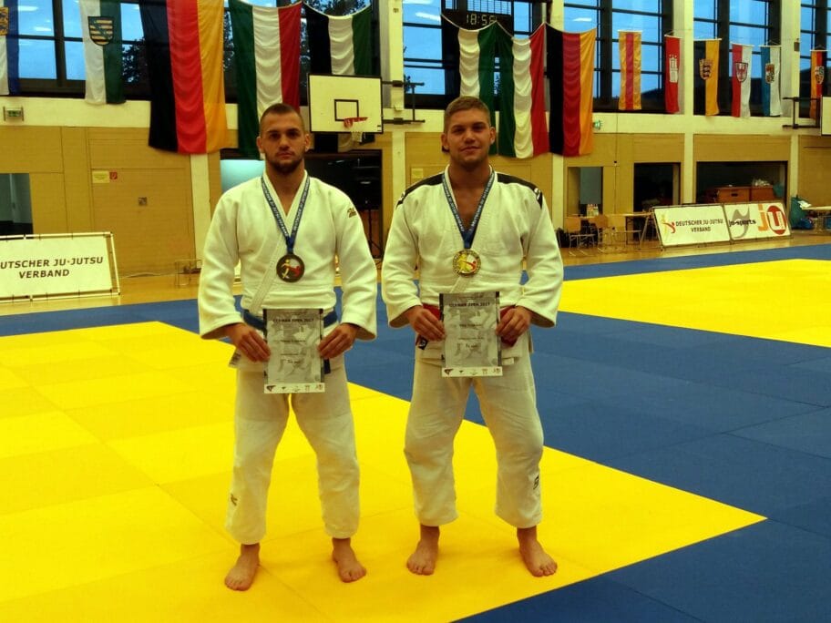 Dvojica Aleksinčana donela medalje sa grend slema u Nemačkoj 2 Braca Trajkovic dziju dzicu foto Dragan Trajkovic scaled