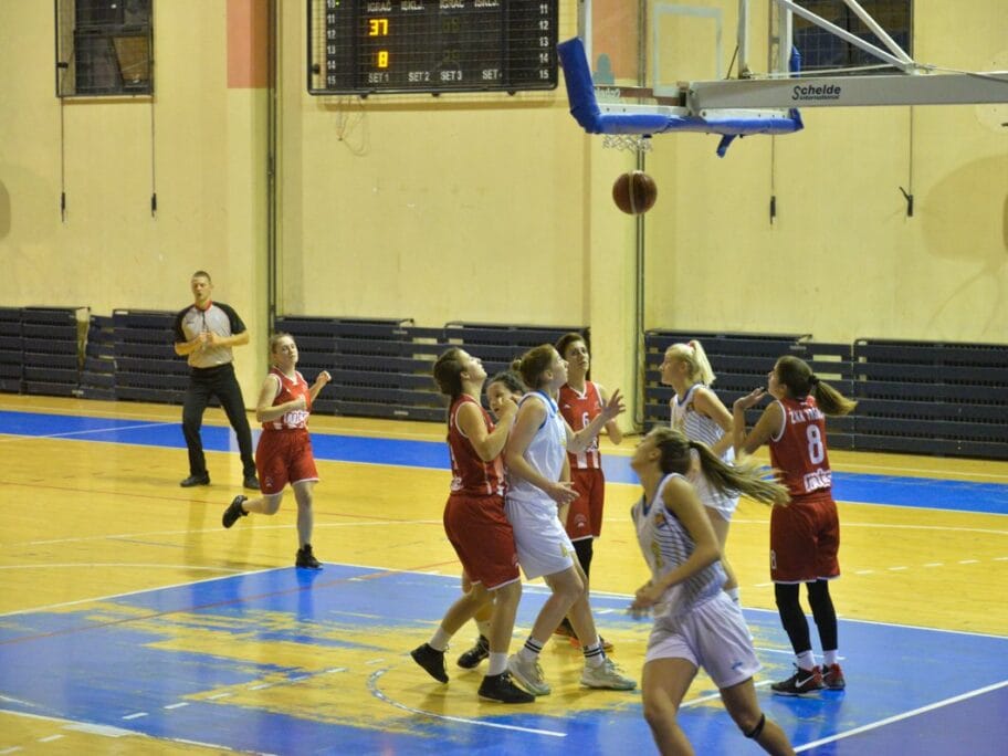 Kosarkasice Student Foto Vanja Keser