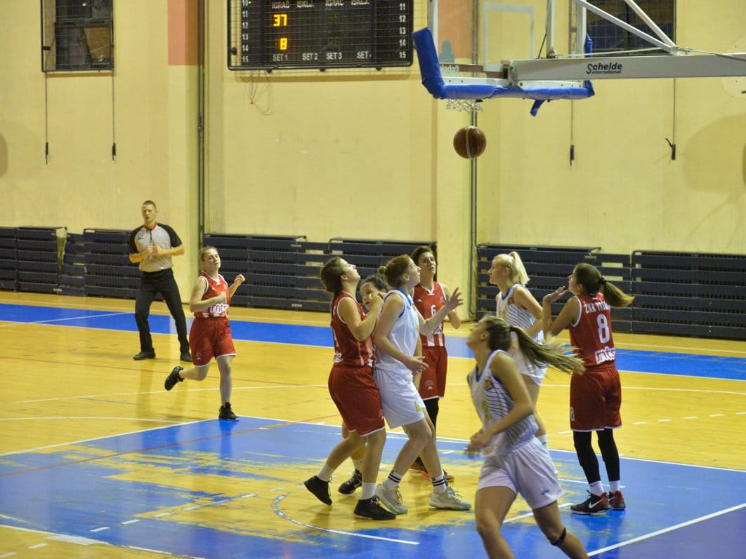 Košarkašice Studenta pobedile gošće iz Vršca sa 121 razlike 1 Kosarkasice Student Foto Vanja Keser