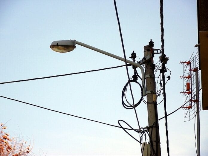 Ulicna rasveta Foto arhiva JV