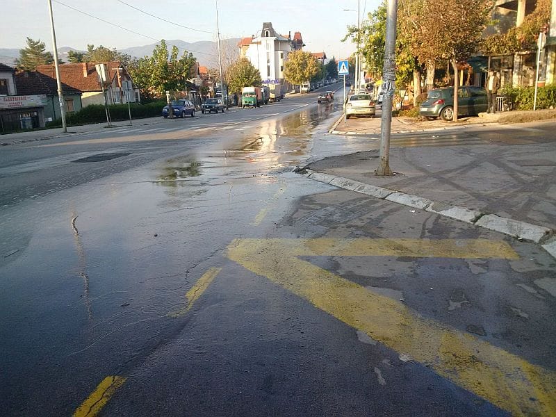 voda na ulici