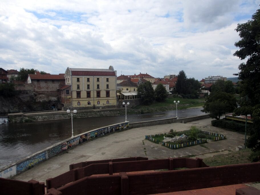 Vanredna situacija u Vlasotincu ostaje na snazi - zatvaraju se pijace, deo vrtića "Kolibri" prelazi na onlajn 9 Kej Vlasotince foto JV J A