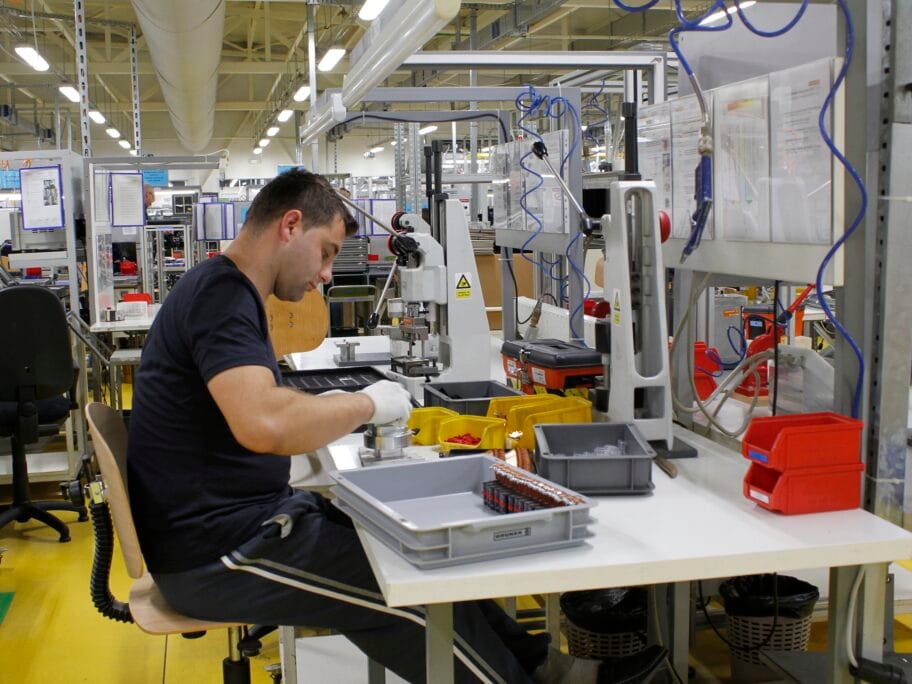 Od države za nemački “Gruner” skoro 800.000 evra subvencija 19 Gruner Vlasotince foto B A