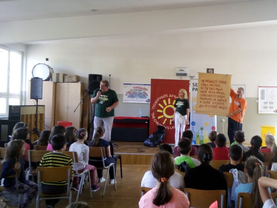 Predstava skola Ucitelj Tasa goto Milica Jovanovic scaled