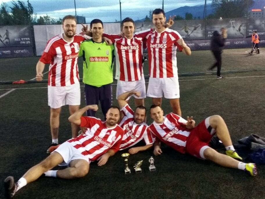 Ekipa navijača engleskog Stouka iz Niša osvojila turnir u Bugarskoj 1 Fanovi Stouka foto Sasa Gilic