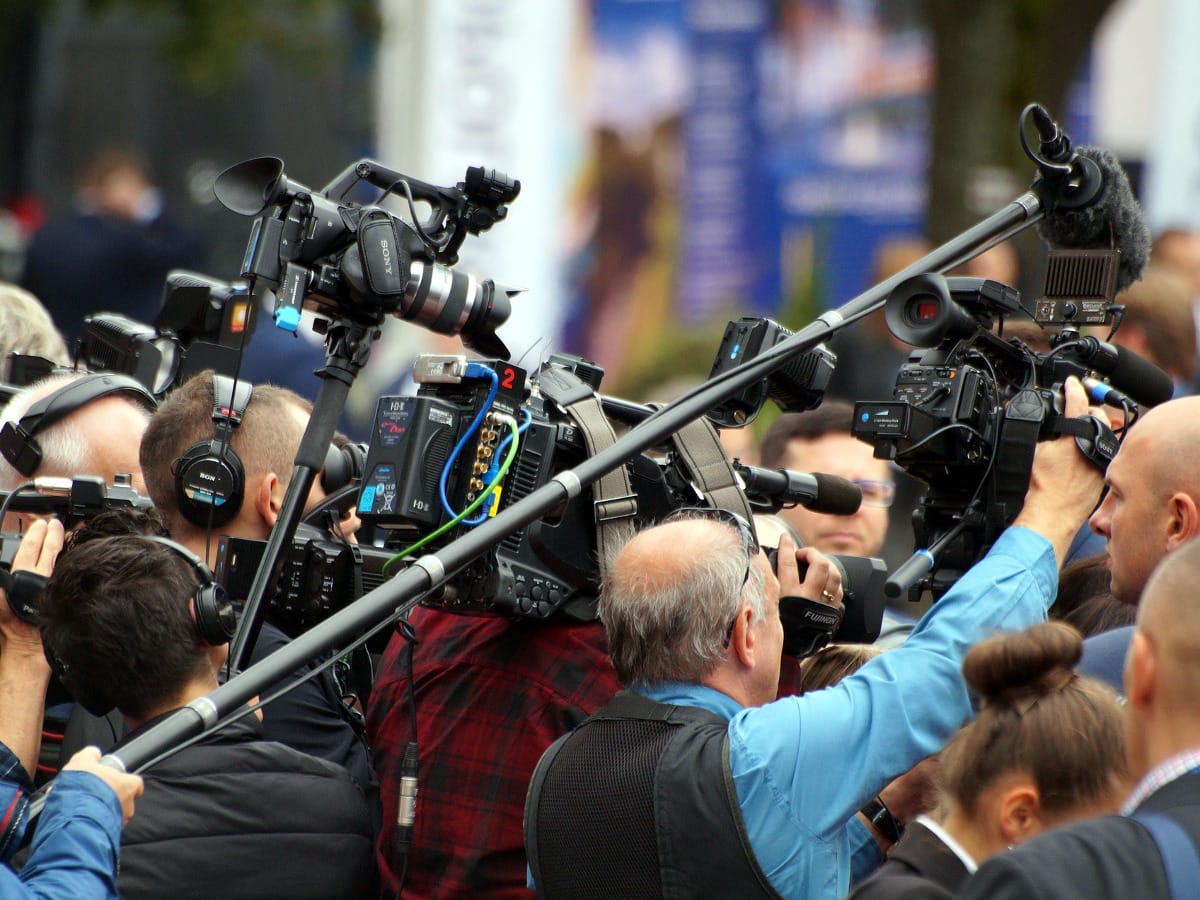 novinari pixabay signuversum