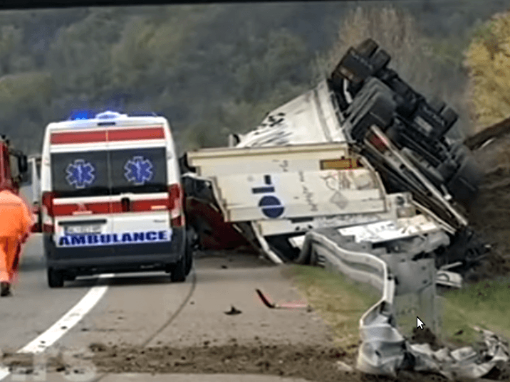 prevrnut sleper printskrin RTS