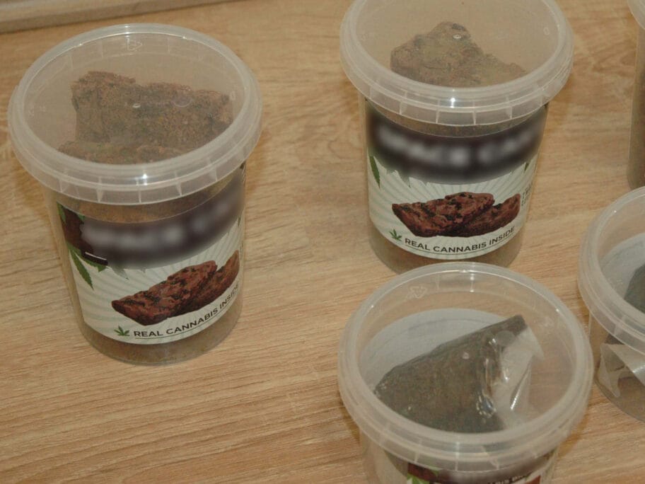 kanabis u teglicama PU PI