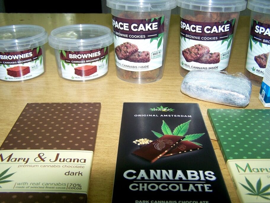 zaplenjeni narkotici cokolade i keksi sa kanabisom