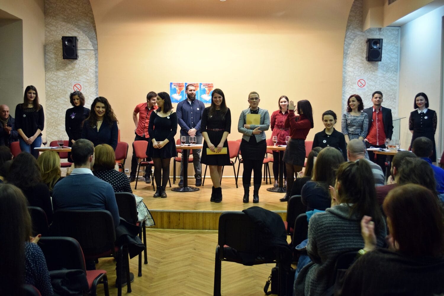 Neobičnim pristupom bude kod mladih ljubav prema poeziji 2 Trupa-Književna-boemija-foto-Nikola-Miljkovic