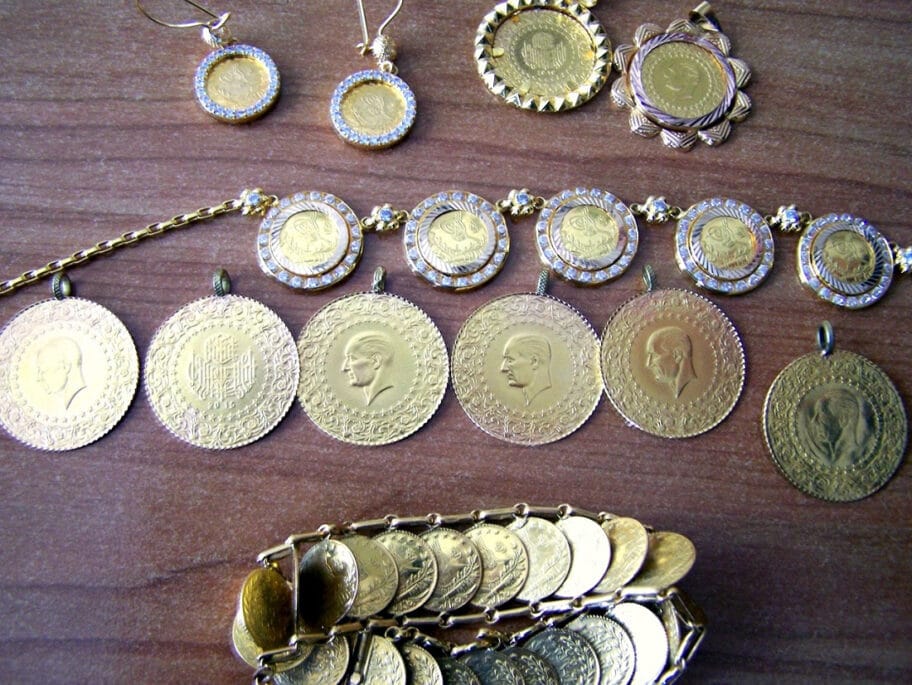 Zaplenjeno zlato na Gradini foto Uprava carina