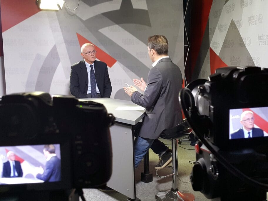 abic foto B R scaled