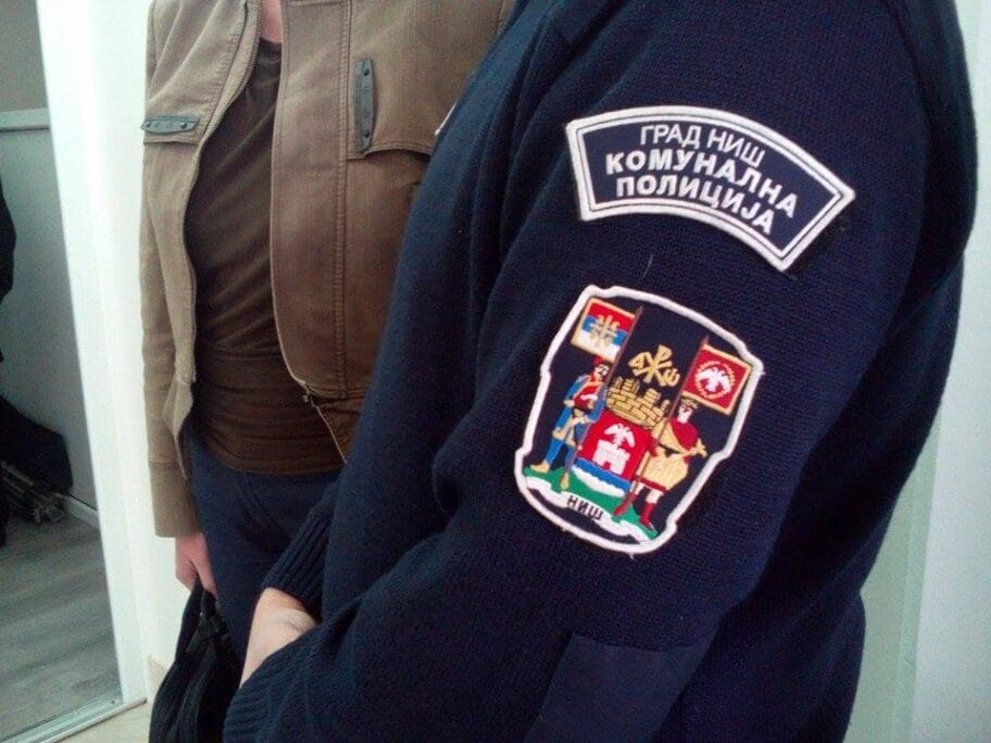 Najavljeno zapošljavanje 20 komunalnih policajaca u Nišu 12 Komunalni policajac Foto V M