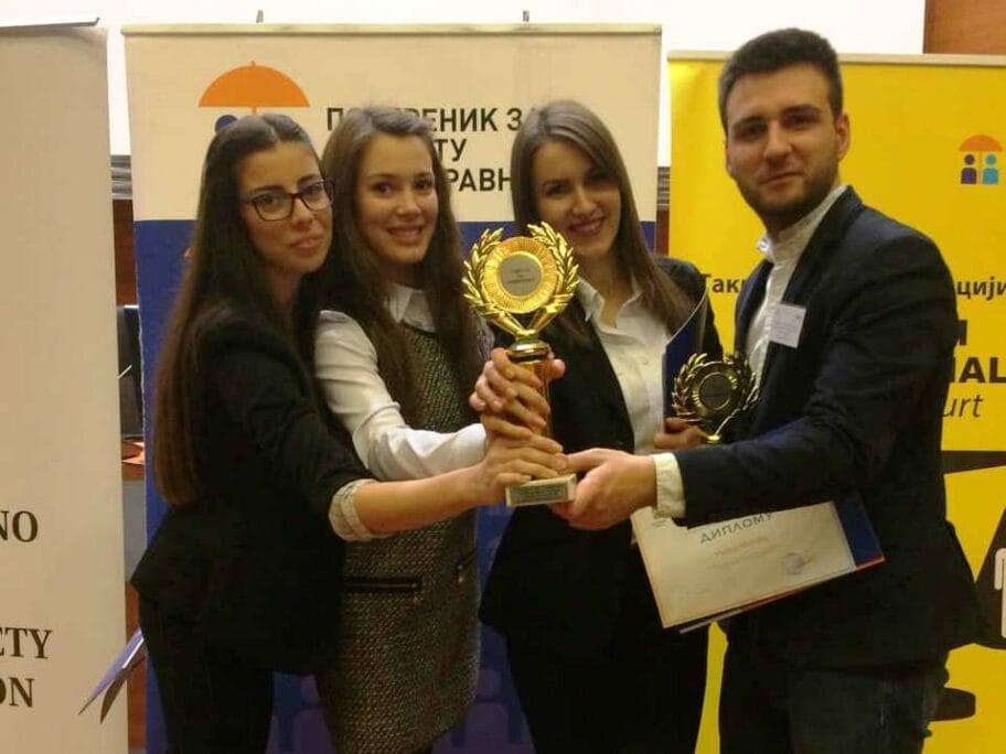 Tim Zad foto Bojana Arsenijevic i Milijana Tomic