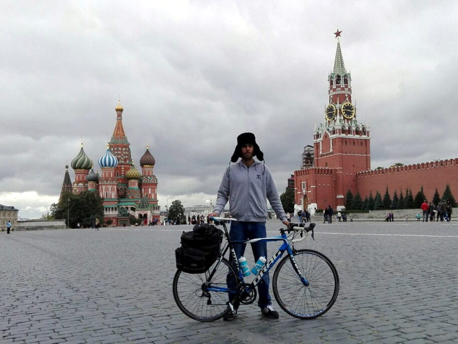 Biciklista sa juga Srbije do Moskve na dva točka 6 Crveni trg dimitrvgrad N M