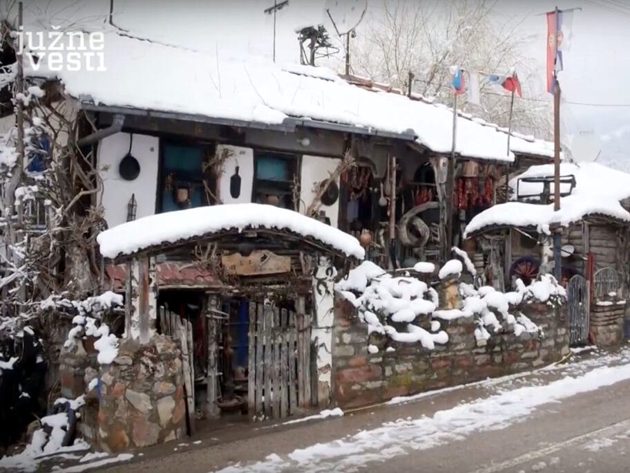 Krčma u planini iznad Dimitrovgrada 5 pri percu foto B R JV