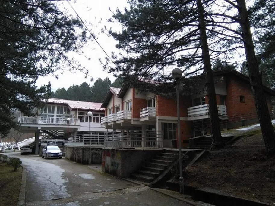 Divljana Centar za izbeglice foto J Adamovic