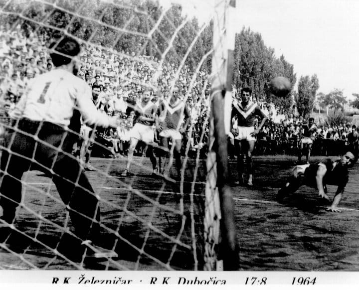 izvodjenje-sedmeraca-na-stadionu-rovce-zelja-dubocica-foto-vladimir-asrenijevic-muski