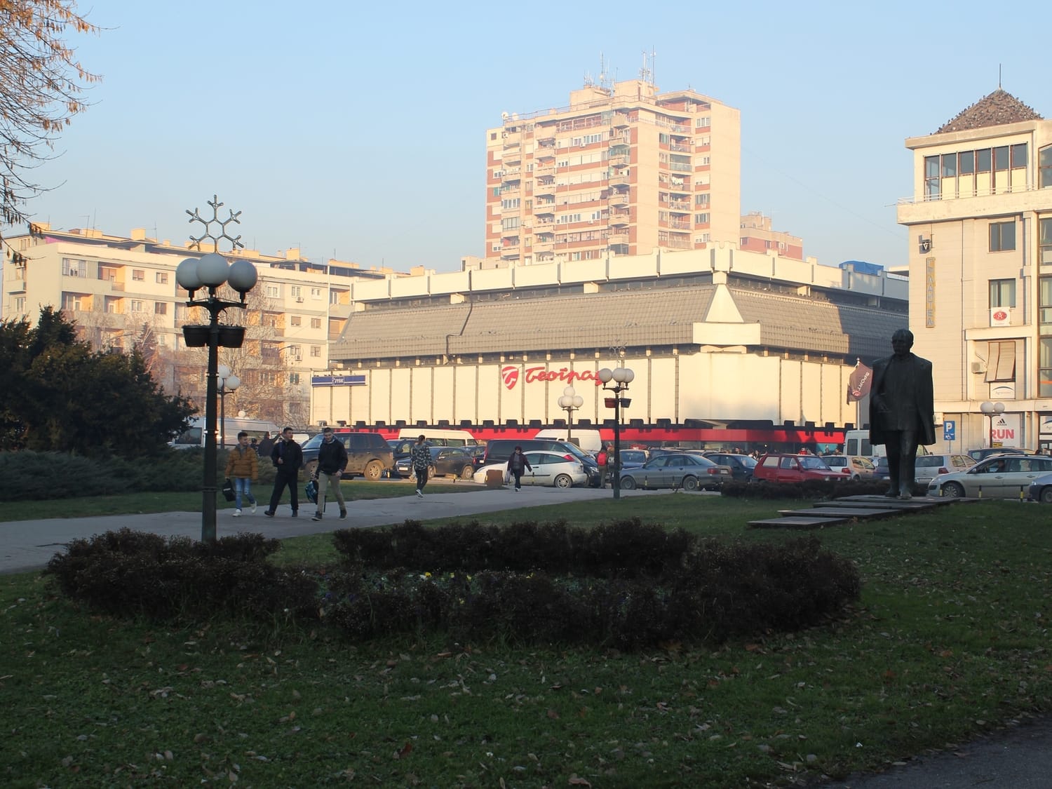Povećan broj turista u Leskovcu, najviše gostiju iz Bugarske i Makedonije 1 Leskovac centar decembar 2017 foto Bojana Antic