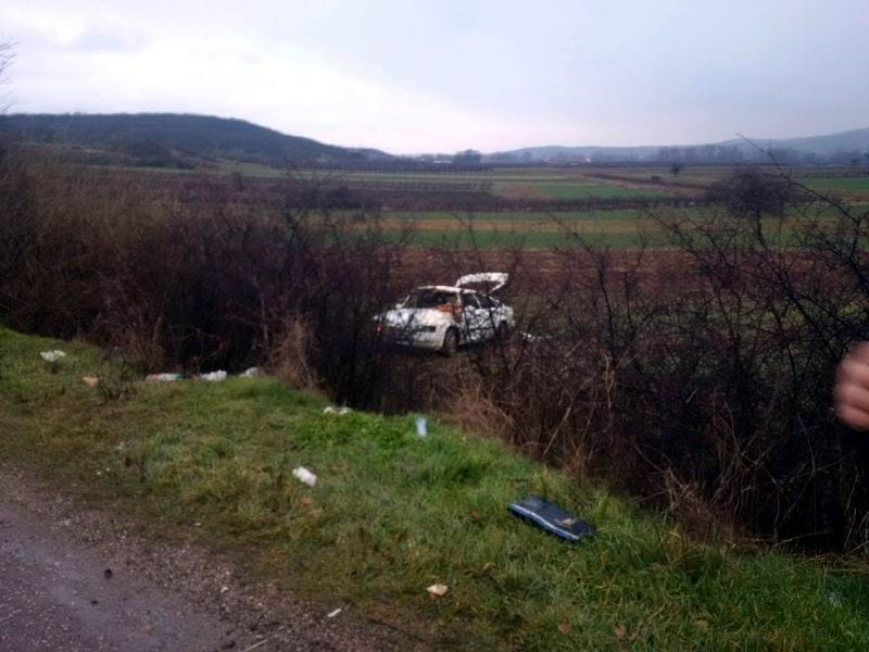 Šest osoba, među kojima i dvoje dece, povređeno u udesu kod Prokuplja 12 slupani auto lj m foto