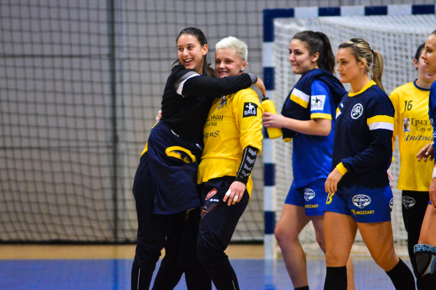 Stranjac Karic Naisa