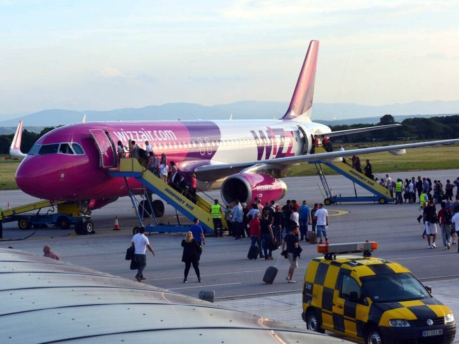 Aerodrom Nis foto Fly from Nis