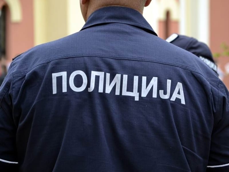 Napali policajce i pretili im, uhapšena dvojica Nišlija 20 Policajac septembar 2016 foto Aleksandar Kostic