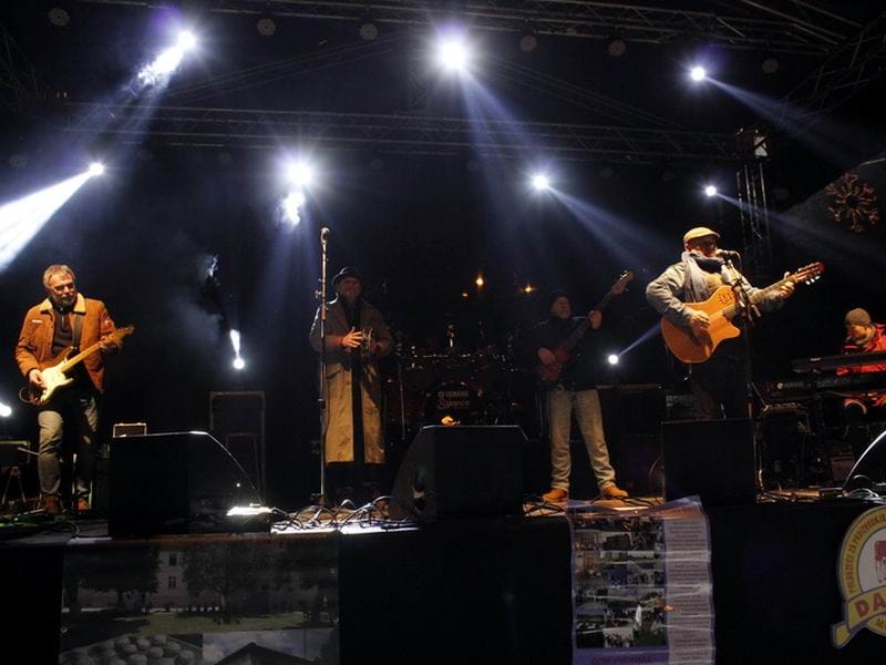 Prokupčani "Srpsku" dočekali uz "Galiju" 14 galija koncert foto lj m