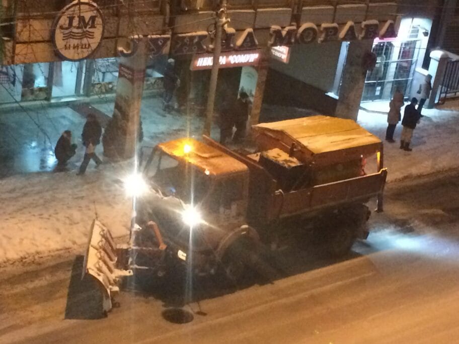 snegocistac vozdova ulica nis januar 2018 foto ljubica jocic scaled