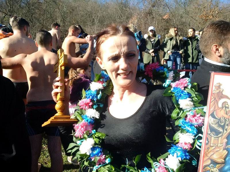 ivana roganovic prva do casnog krsta