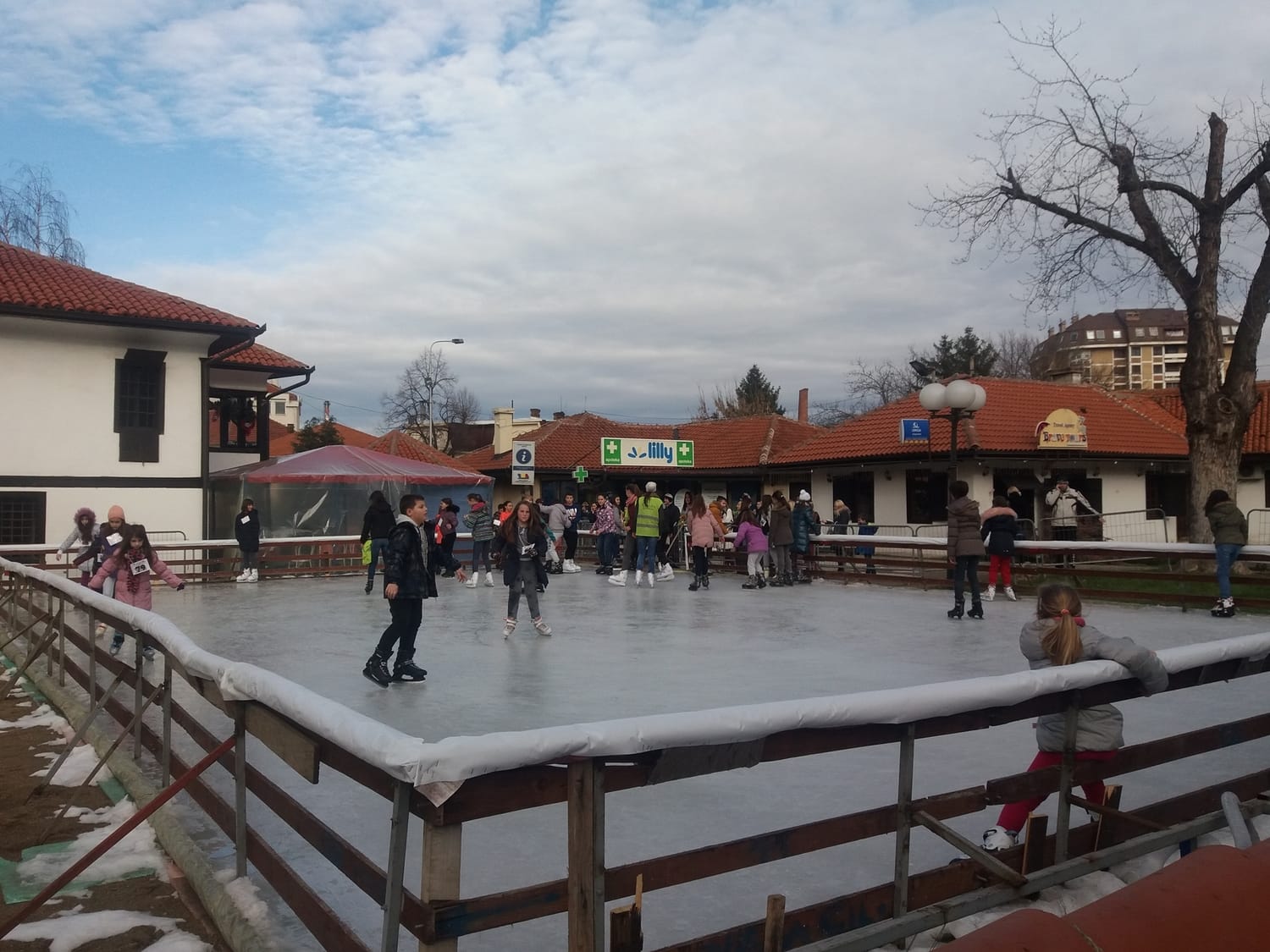Klizaliste Leskovac januar 2018 foto Bojana Antic