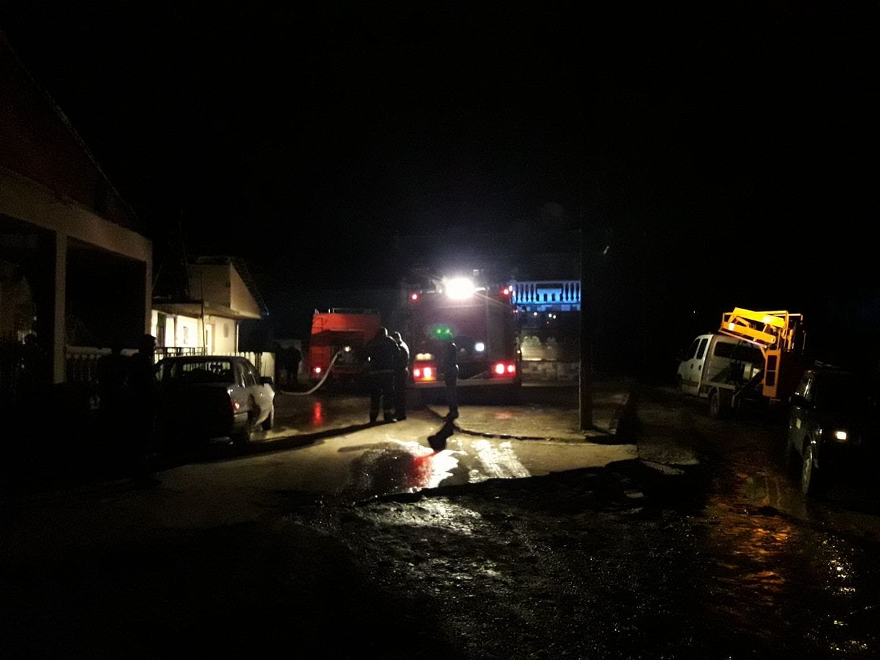 U požaru na Stočnom trgu u Nišu izgorelo pet kuća 1 pozar stocni trg foto jelena cosin