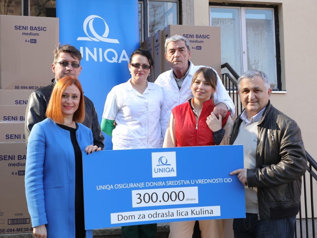 „Uniqa“ donirala 1,5 miliona dinara ustanovama širom Srbije 1 VLAD9484