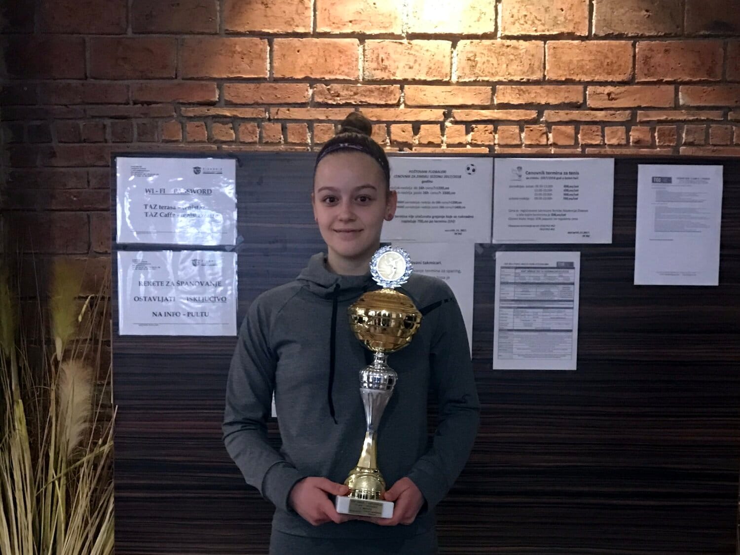 Nišlijka osvojila Kup Srbije bez izgubljenog seta 1 Emilija Zdravkovic foto Teniska akademija Zivkovic