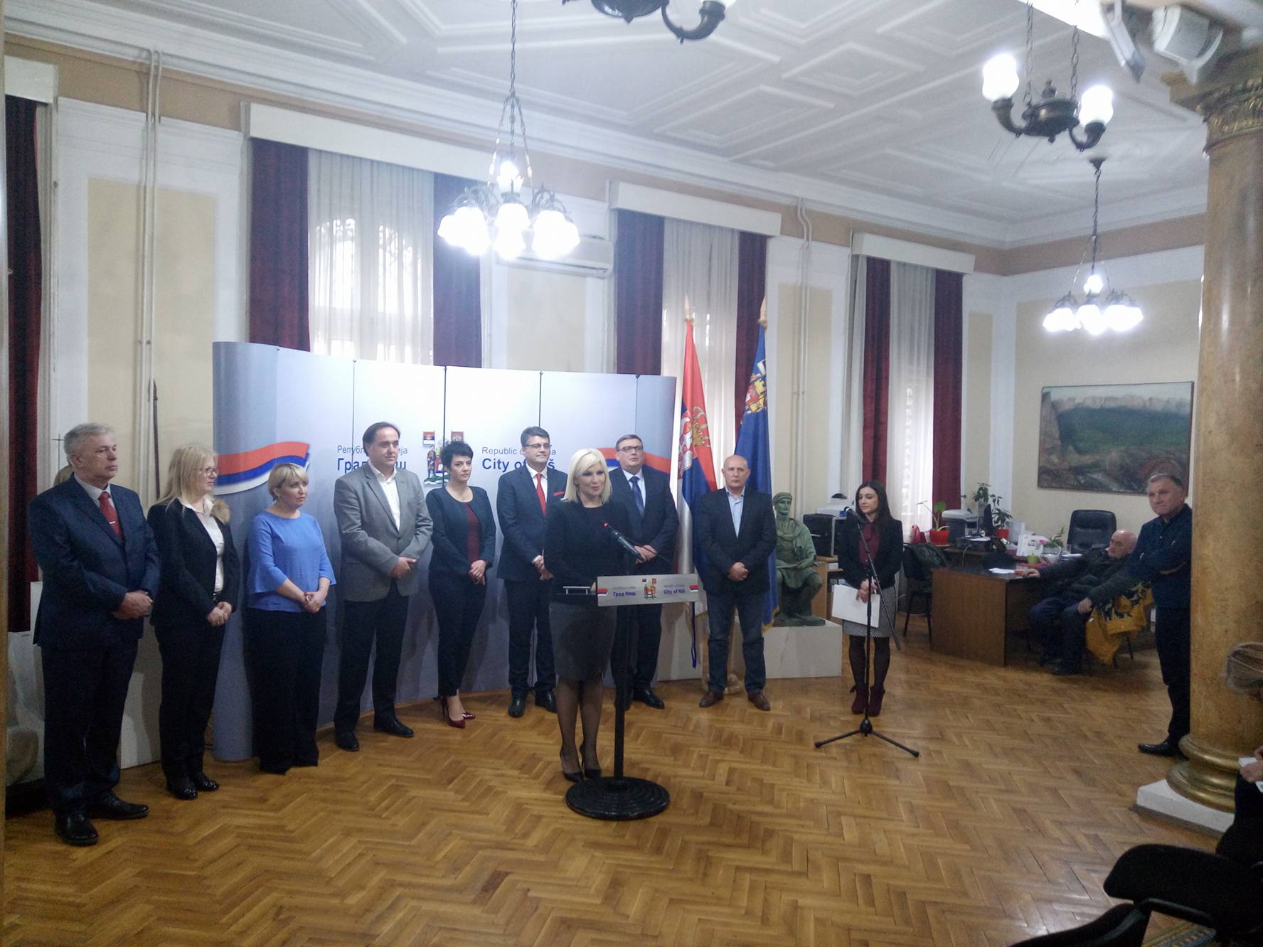 Ministarka Mihajlović: Nema ograničenja broja putnika na niškom aerodromu 1 27835365 10216444347047682 415275842 o