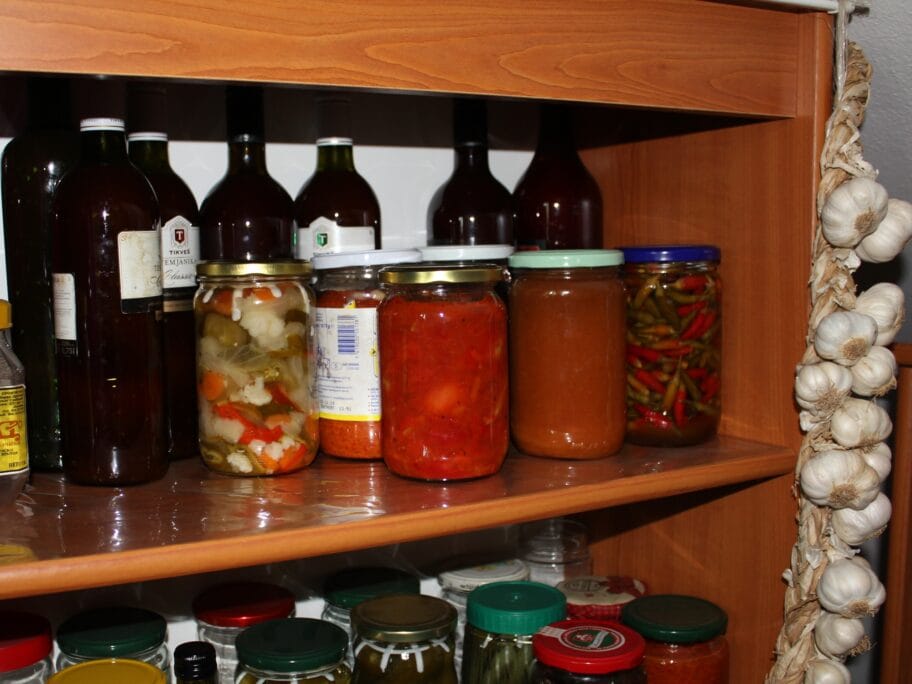 Šansa za prerađivače voća i povrća da plasiraju proizvode u domaćoj veleprodaji 17 Zimnica februar 2018 foto Bojana Antic