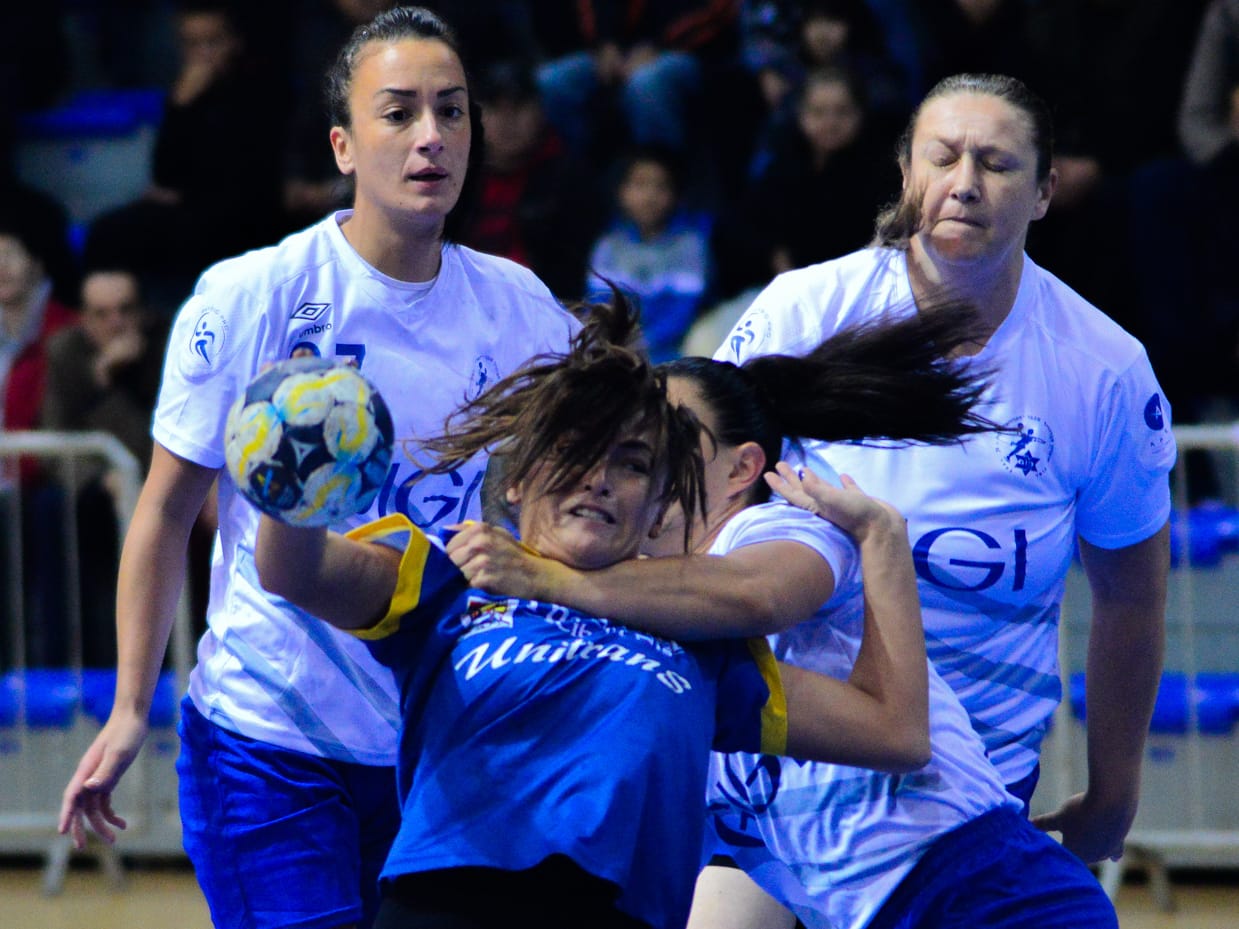 naisa foto vanja keser