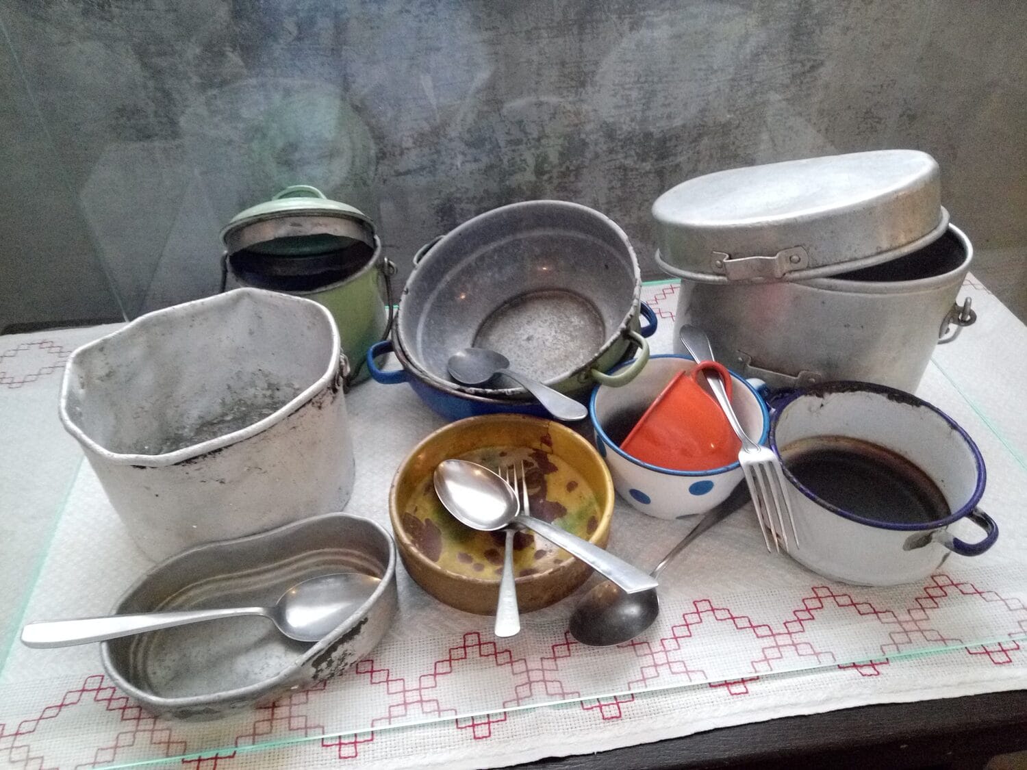 posude za jelo foto stefan markovic scaled