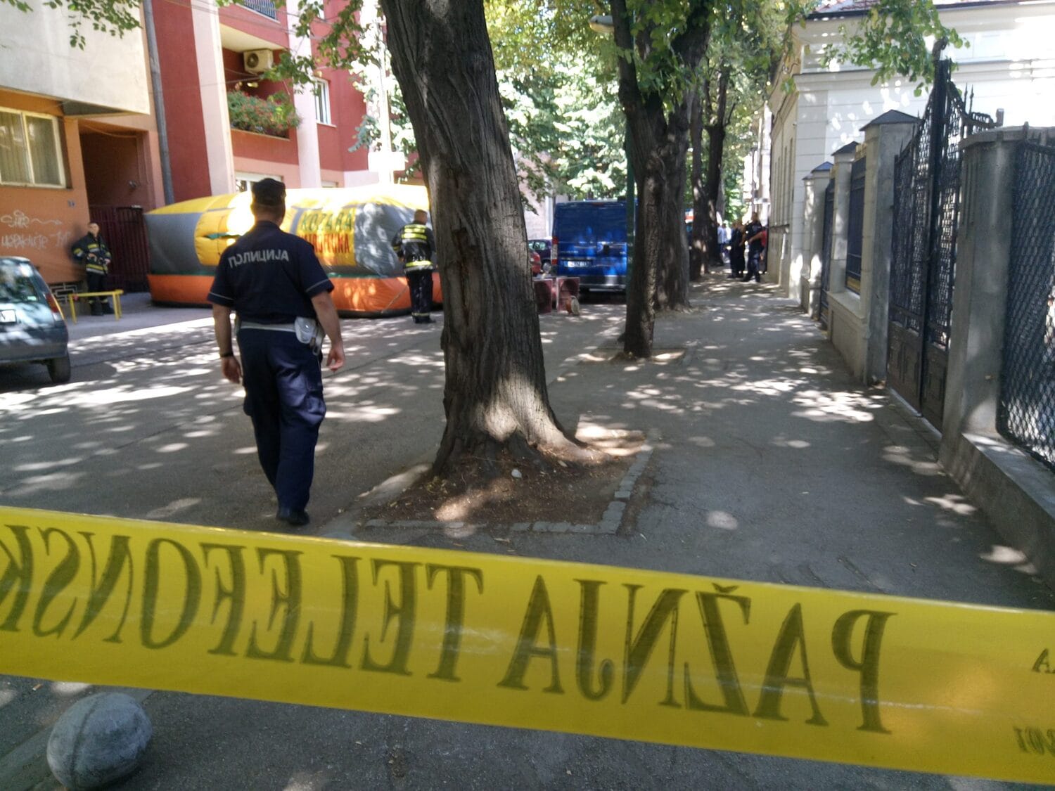 Mladić poginuo nakon pada sa zgrade 1 policija foto stefan markovic scaled