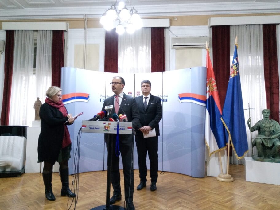 fabrici foto juzne vesti scaled