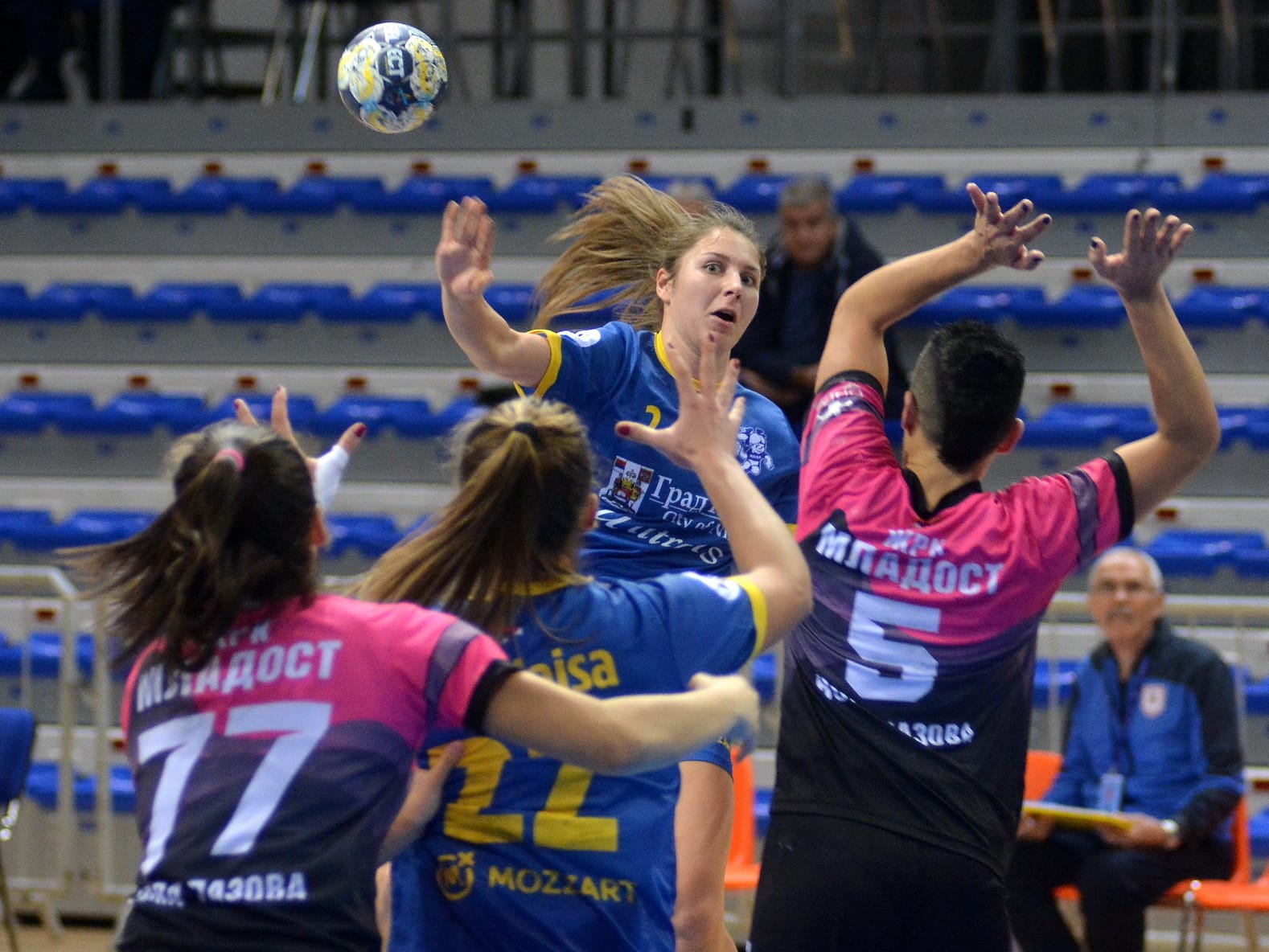 Naisa dočekuje pretposlednji Junior 1 zrk naisa nis