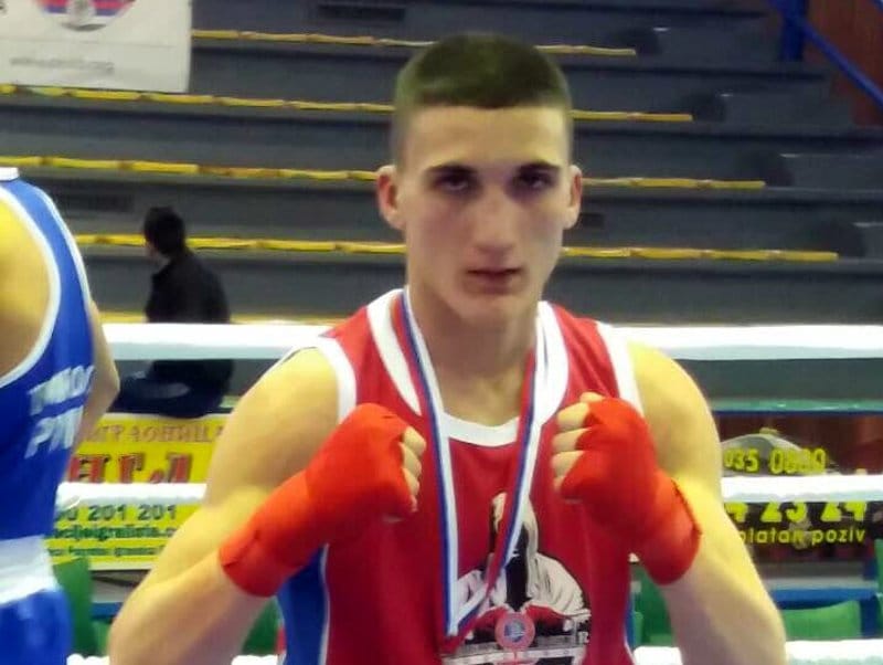 Nikola Lazarevic drzavni prvak u olimpjskom boksu foto Boks klub Vitez