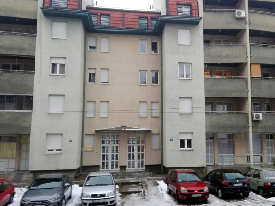 Zgrada naselje Stevan Sindjelic foto JV