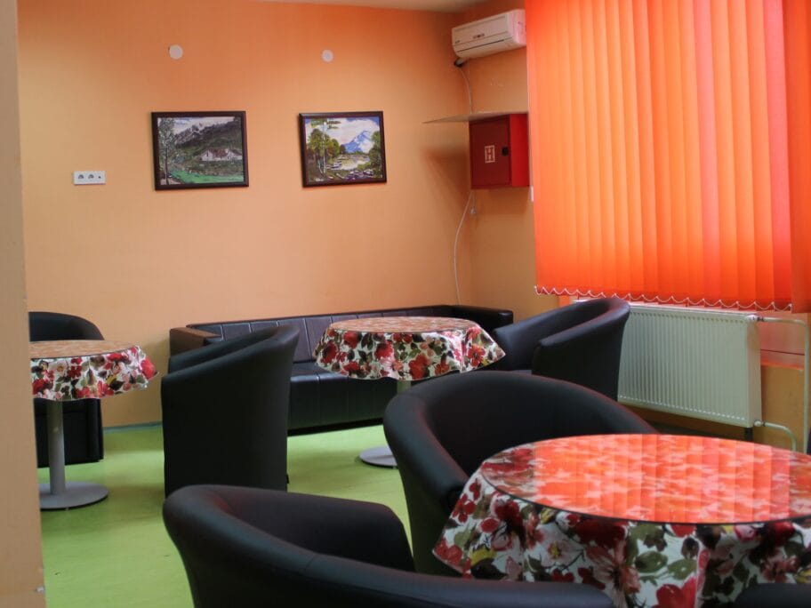 U Gerontološkom centru u Leskovcu na koronu pozitivna 43 korisnika 19 Dnevni boravak mart 2018 foto Bojana Antic