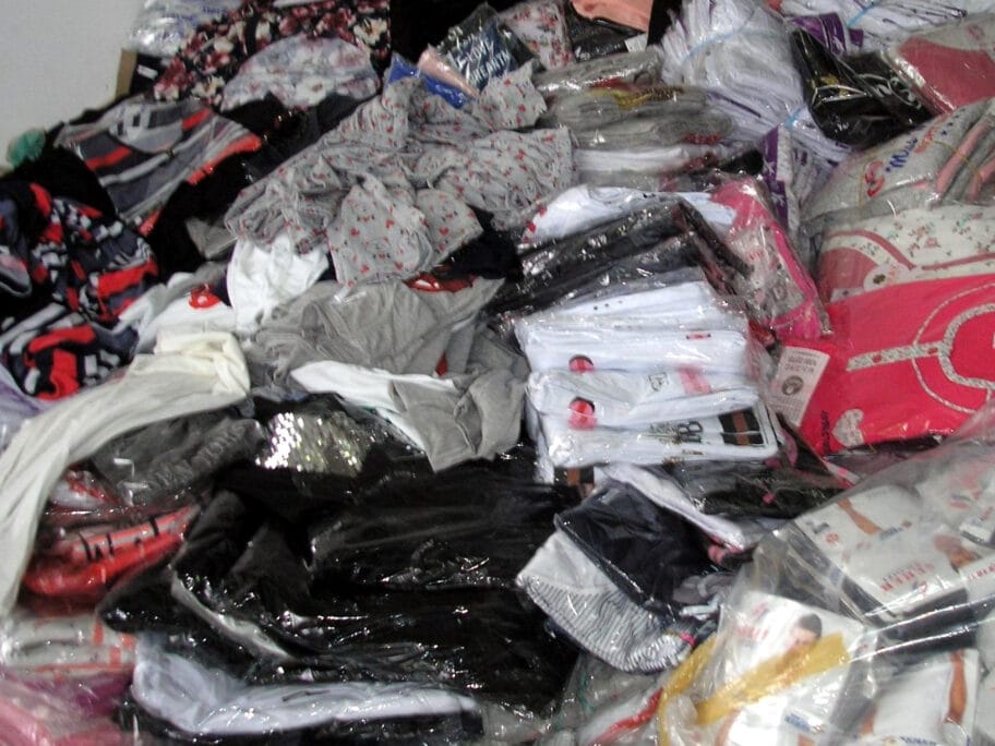 Kamion pun krivotvorene neprijavljene robe foto uprava carina