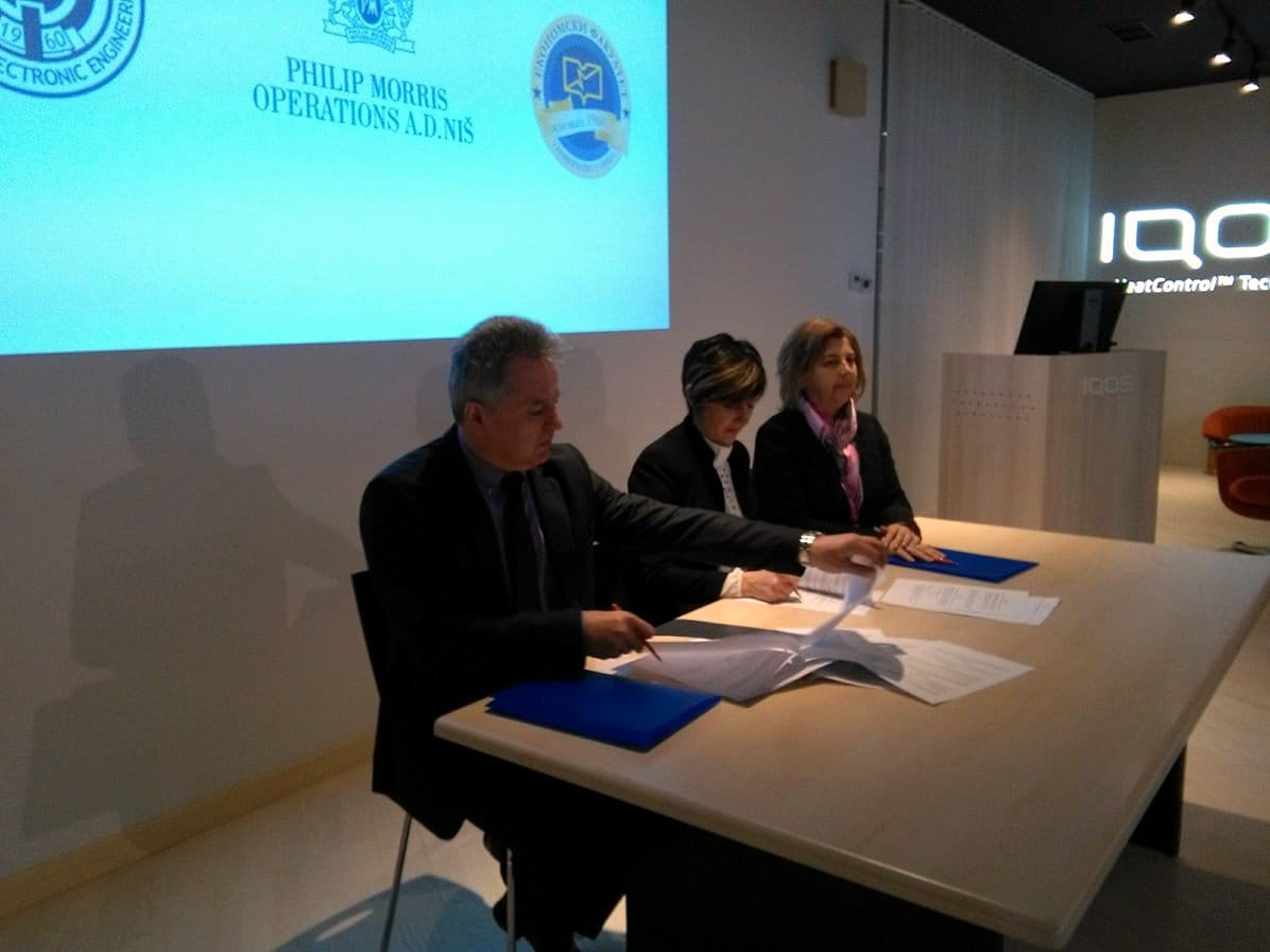 Potpisivanje-ugovora;-foto:-JV-J.-A