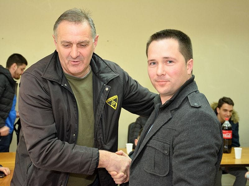 FK Svrljig stari i novi predsednik foto aleksandar kostic