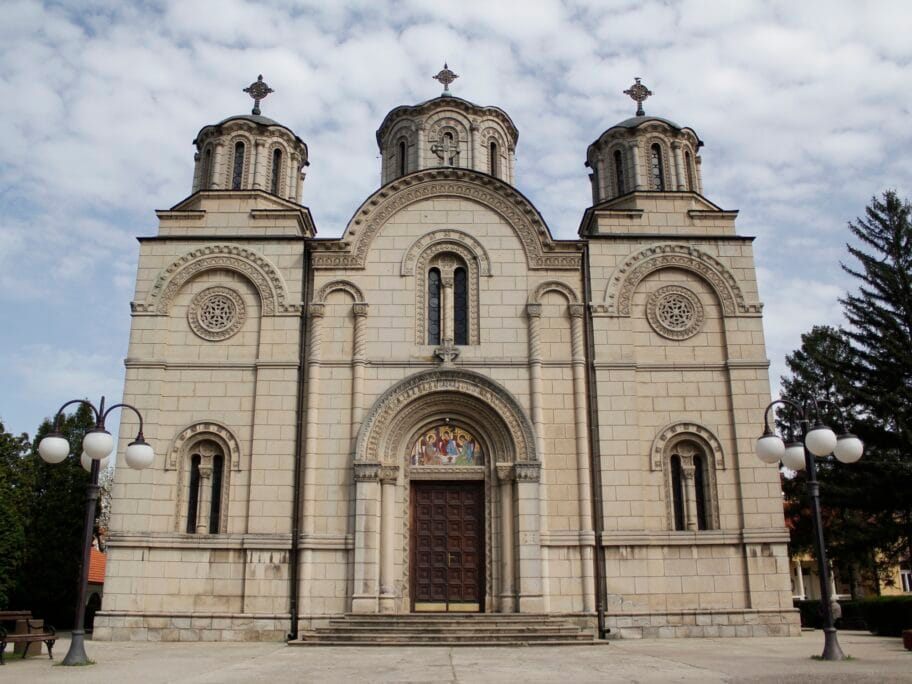Saborni hram Svete Trojice Leskoac april 2018 foto Bojana Antic