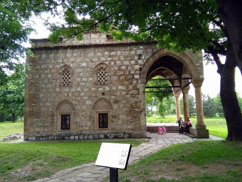 Izložba umetnice Kristine Janjić u niškoj Tvrđavi 3 Salon 77 foto JV